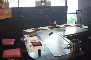 鉄板焼きステーキ あずま