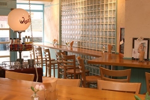 FRESHNESS BURGER 神宮前店