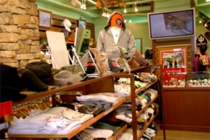 ムラサキスポーツ 原宿明治通り店